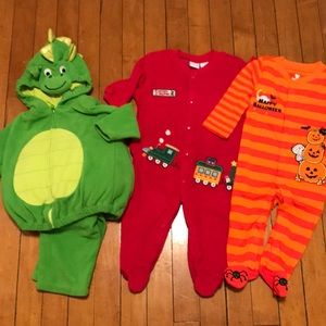 Holiday outfits size 0-6 months.